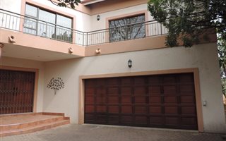 3 Bedroom House in Moreleta Park