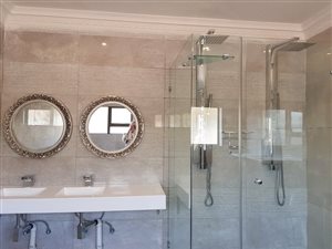 4 Bed House in Mooikloof Gardens