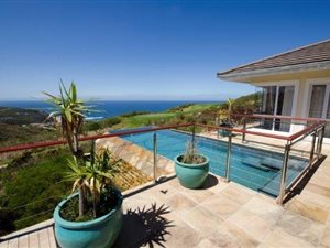 4 Bed House in Pezula Golf Estate