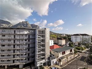 2 Bed Apartment in Rondebosch