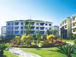 2 Bed Flat in Maroeladal