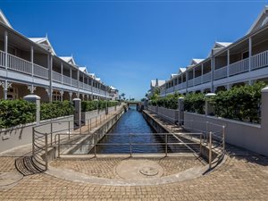 3 Bedroom Duplex in Point Waterfront