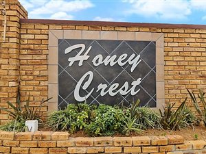 2 Bed Townhouse in Honey Park