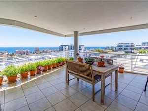 3 Bed Apartment in Sea Point