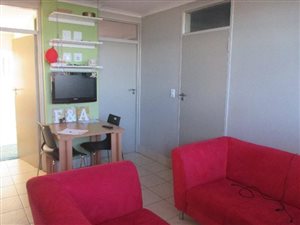 2 Bed Apartment in Universitas