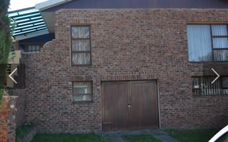 4 Bedroom House in Malabar