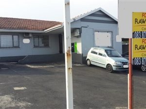 214 m² Commercial space in Bluff