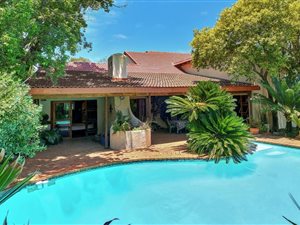 4 Bed House in Johannesburg North