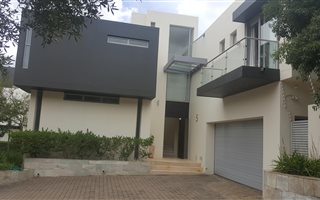 4 Bedroom Cluster in Hyde Park