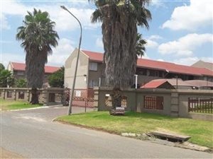 3 Bed Flat in Vanderbijlpark SE3