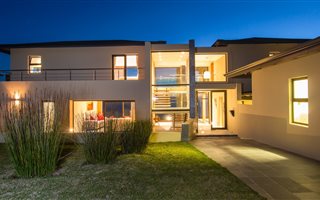 3 Bedroom House in Pezula Golf Estate