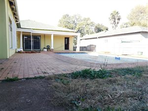 4 Bed House in Casseldale