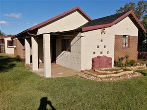 3 Bed House in Amajuba Park