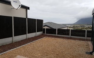 2 Bedroom House in Fish Hoek