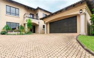 4 Bedroom House in Umhlali Golf Estate