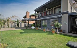 3 Bedroom Cluster in Nortons Home Estate