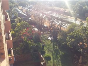 3 Bed Apartment in Sinoville