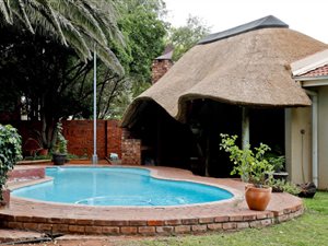 4 Bed House in Royldene