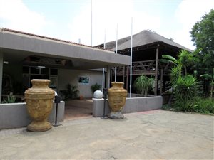 1200 m² Commercial space in Vanderbijlpark SW5