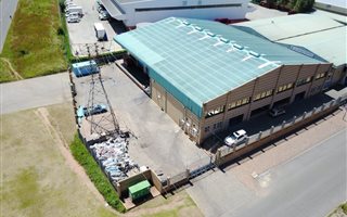 2050 m² Industrial space in Ormonde