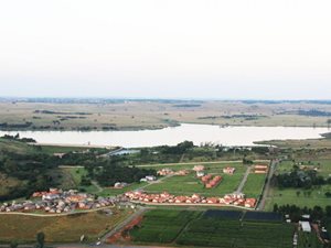 786 m² Land available in Rietvlei Ridge Country Estate