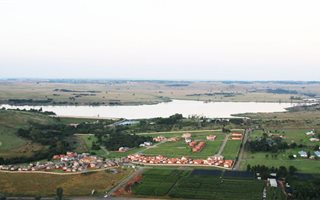 786 m² Land available in Rietvlei Ridge Country Estate