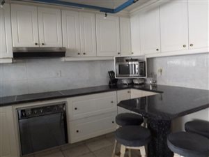 3 Bed House in Clare Estate