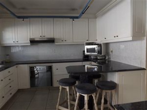 3 Bed House in Clare Estate
