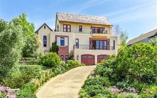 4 Bedroom House in Kanonberg