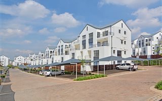2 Bedroom Apartment in Oakdene
