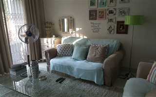 2 Bedroom Apartment in Menlo Park