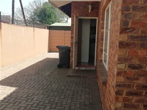 2 Bed House in Nigel Central