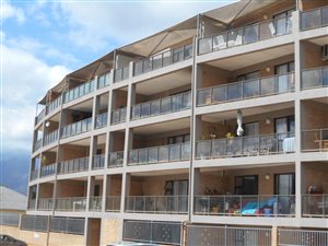 2 Bed Flat in Paarl