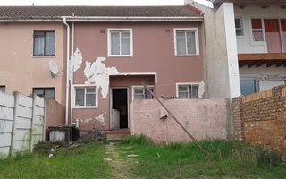 3 Bedroom Duplex in Bethelsdorp
