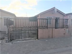 3 Bed House in New Woodlands