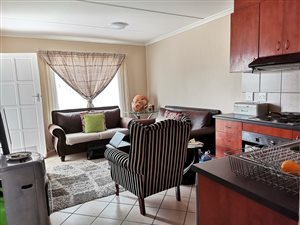 2 Bed Flat in Kraaifontein Central