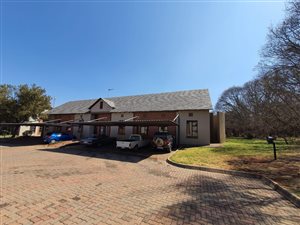 140 m² Commercial space in Eldoraigne