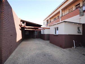 250 m² Commercial space in Bela-Bela (Warmbaths)
