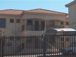2 Bed Flat in Wilkoppies