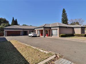 4 Bed House in Eldorette