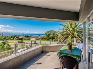 5 Bed House in Upper Robberg
