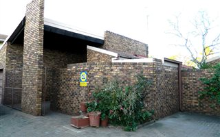 3 Bedroom Cluster in Vanderbijlpark CW3