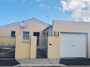 3 Bed House in Mitchells Plain