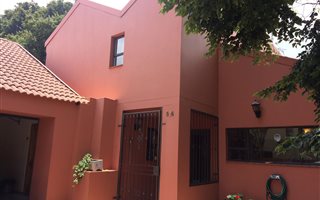 2 Bedroom Duet in Muckleneuk