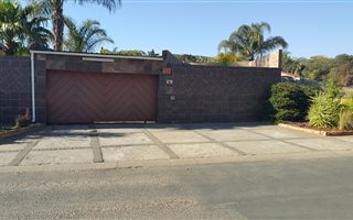 420 m² Office Space in Safari Gardens