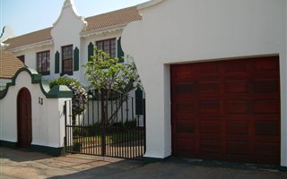 3 Bedroom Apartment in Florida North