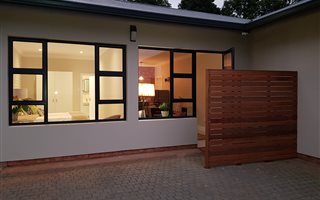1 Bedroom Garden Cottage in Winston Park