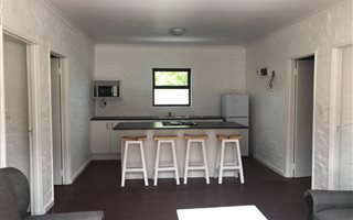 4 Bedroom Apartment in Rondebosch