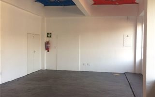 60 m² Commercial space in Fontainebleau