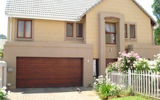 3 Bedroom House in Zwartkop Golf Estate